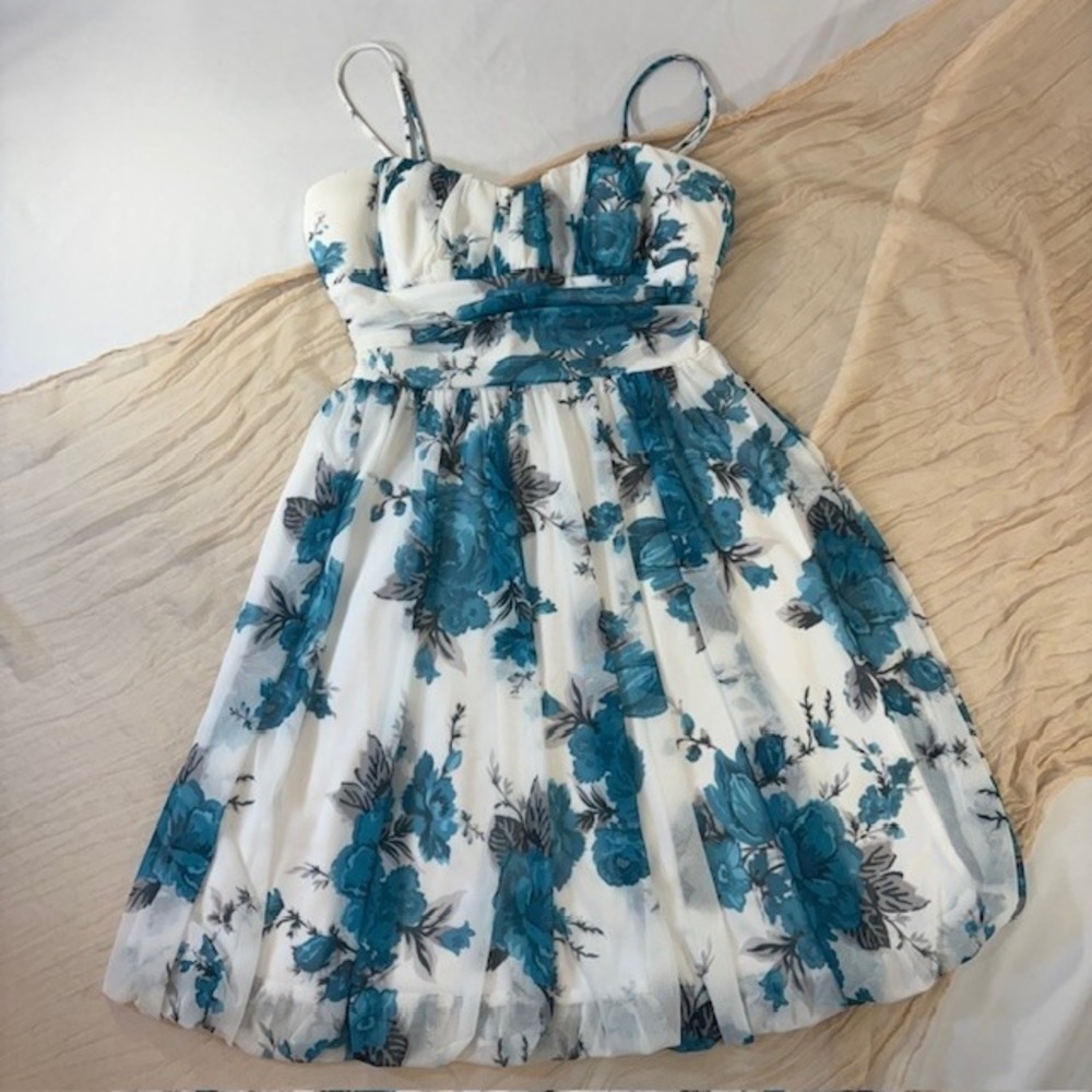 Speechless Juniors Dress Fit Flare Floral Spaghetti Strap Aqua Blue White S NWT